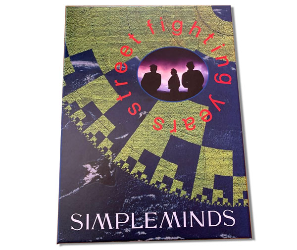 Street Fighting Years (Super Deluxe） Simple Minds confirm that a 'Street Fighting Years' box set is on