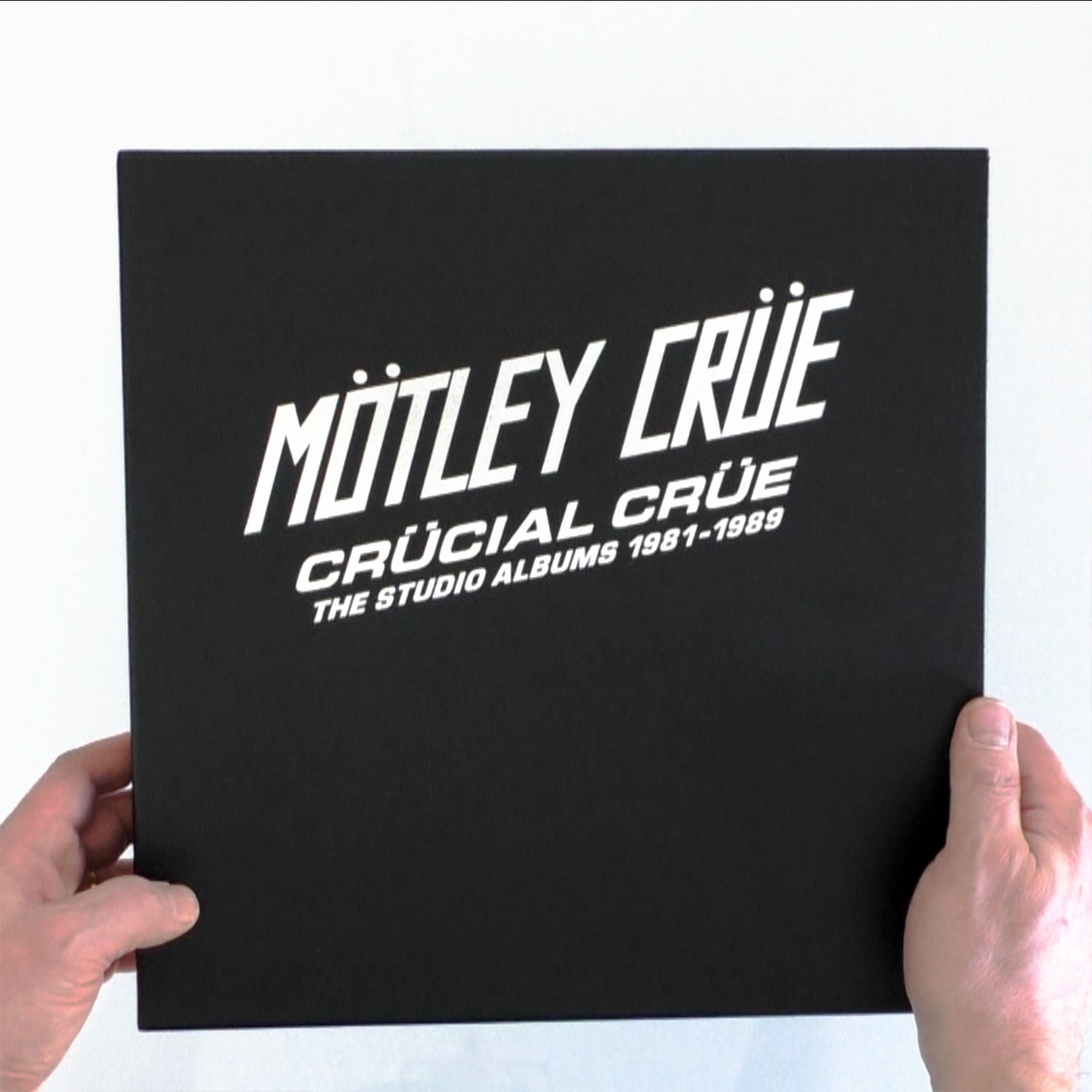 MÖTLEY CRÜE『Crücial Crüe』【未開封】 Crucial-Crue-The-Studio-Albums